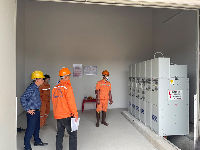 Hoàn thành dự án lắp đặt 10 trạm biến áp 18MW Hoàn thành dự án lắp đặt 10 trạm biến áp 18MW