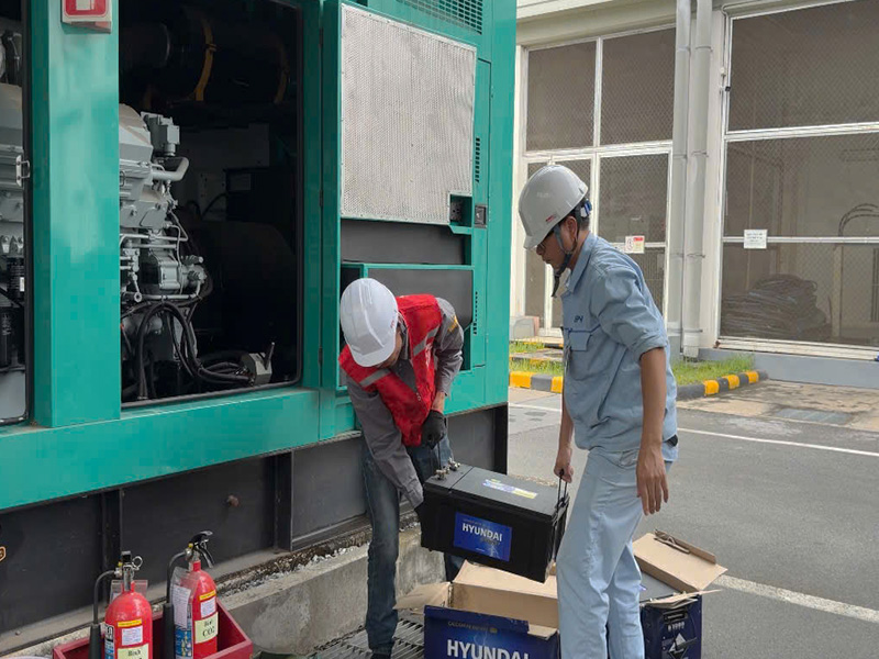 Quy trình 5 bước kiểm tra ắc quy máy phát điện chuyên sâu chuẩn Makawa Quy trình 5 bước kiểm tra ắc quy máy phát điện chuyên sâu chuẩn Makawa