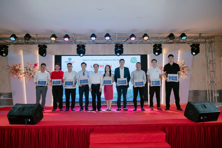 Makawa Đồng Hành Cung Cấp Trạm Biến Áp 18MW Và Máy Phát Điện 630kVA Cho Nhà Máy HHP Paper Phú Yên Makawa Đồng Hành Cung Cấp Trạm Biến Áp 18MW Và Máy Phát Điện 630kVA Cho Nhà Máy HHP Paper Phú Yên